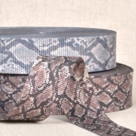 Snake skin webbing